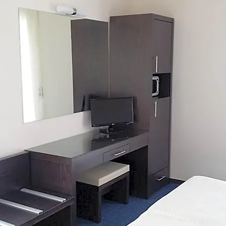 Monte Vardia Hotel 3*