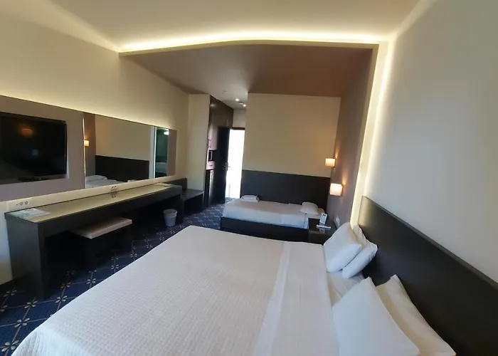 Hotell Monte Vardia 3*