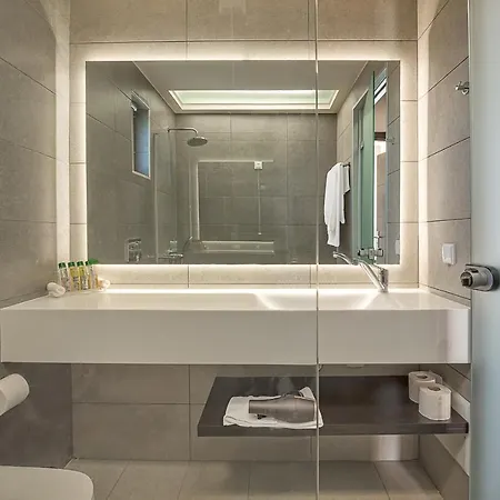 Monte Vardia Otel 3*