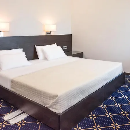 Monte Vardia 3* Hanya