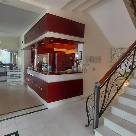 Monte Vardia Hotel