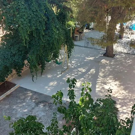 Monte Vardia Otel