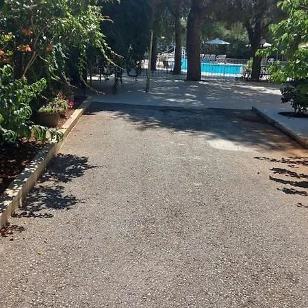 Monte Vardia Otel 3*