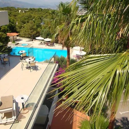 Hotel Monte Vardia 3*